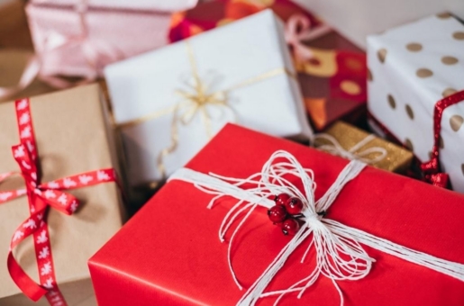 holiday-gifts-every-new-parent-needs festive holiday gifts every new parent needs